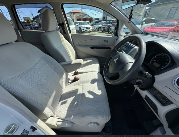 Mitsubishi EK-Wagon - Imagem 4