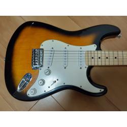 2 CORPOS DE GUITARRA MODELO FENDER STRATOCASTER COMPLETOS COM TUDO NAS MESMAS MEDIDAS PADRÃO!!!